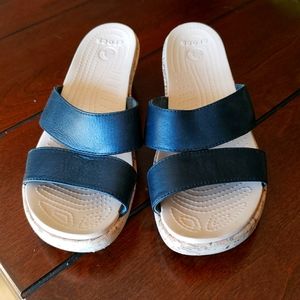 Croc sandal wedges